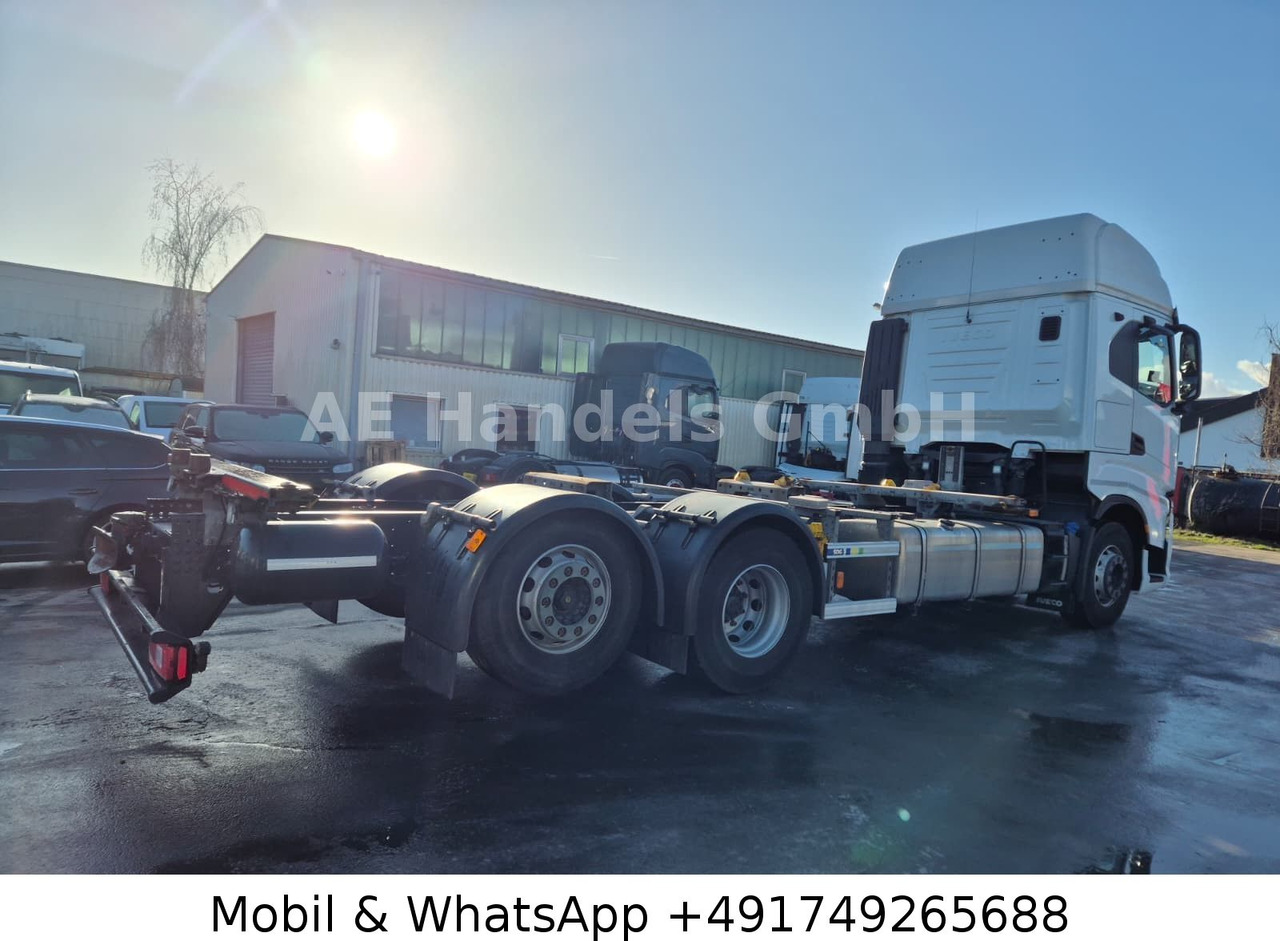 Iveco S-WAY 510 AS LL 6x2 BDF *Retarder/2xTank/AHK/ACC - Camión portacontenedore/ Intercambiable: foto 3 Iveco S-WAY 510 AS LL 6x2 BDF *Retarder/2xTank/AHK/ACC - Camión portacontenedore/ Intercambiable: foto 3
