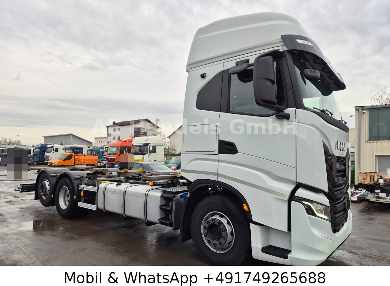 Iveco S-WAY 510 AS LL 6x2 BDF *Retarder/2xTank/AHK/ACC - Camión portacontenedore/ Intercambiable: foto 2 Iveco S-WAY 510 AS LL 6x2 BDF *Retarder/2xTank/AHK/ACC - Camión portacontenedore/ Intercambiable: foto 2