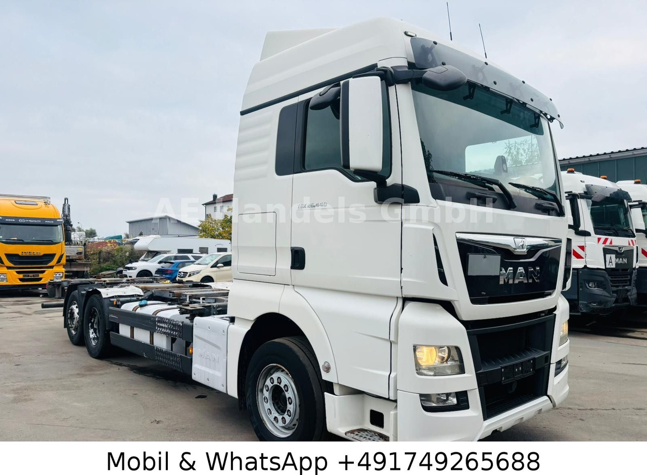 MAN TGX 26.440 BDF XLX LL 6x2 *Retarder/ACC/Lift/AHK - Camión chasis: foto 1 MAN TGX 26.440 BDF XLX LL 6x2 *Retarder/ACC/Lift/AHK - Camión chasis: foto 1