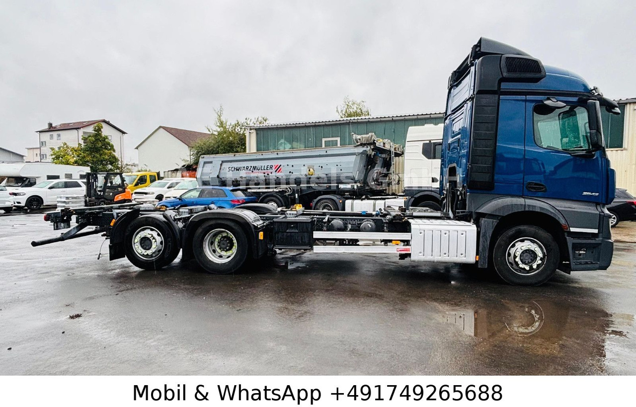Mercedes-Benz Actros IV 2542 L StreamSpace BDF *Retarder/Lift - Camión portacontenedore/ Intercambiable: foto 2 Mercedes-Benz Actros IV 2542 L StreamSpace BDF *Retarder/Lift - Camión portacontenedore/ Intercambiable: foto 2
