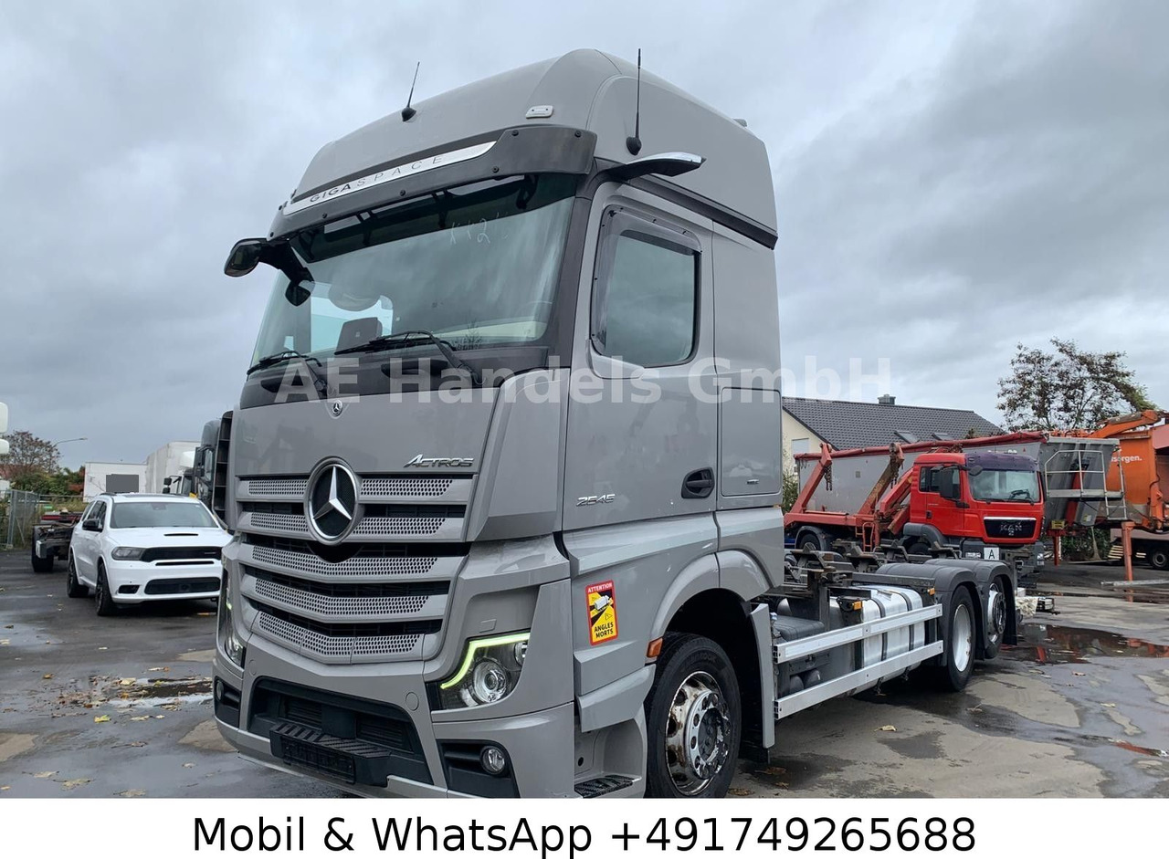 Mercedes-Benz Actros V 2545 BigSpace LL*Retarder/LBW/Lenk+Lift - Camión chasis: foto 1 Mercedes-Benz Actros V 2545 BigSpace LL*Retarder/LBW/Lenk+Lift - Camión chasis: foto 1