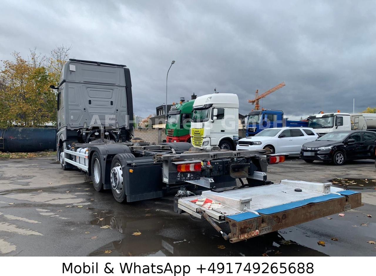 Mercedes-Benz Actros V 2545 GigaSpace BDF LL*Retarder/LBW/L+L - Camión portacontenedore/ Intercambiable: foto 4 Mercedes-Benz Actros V 2545 GigaSpace BDF LL*Retarder/LBW/L+L - Camión portacontenedore/ Intercambiable: foto 4