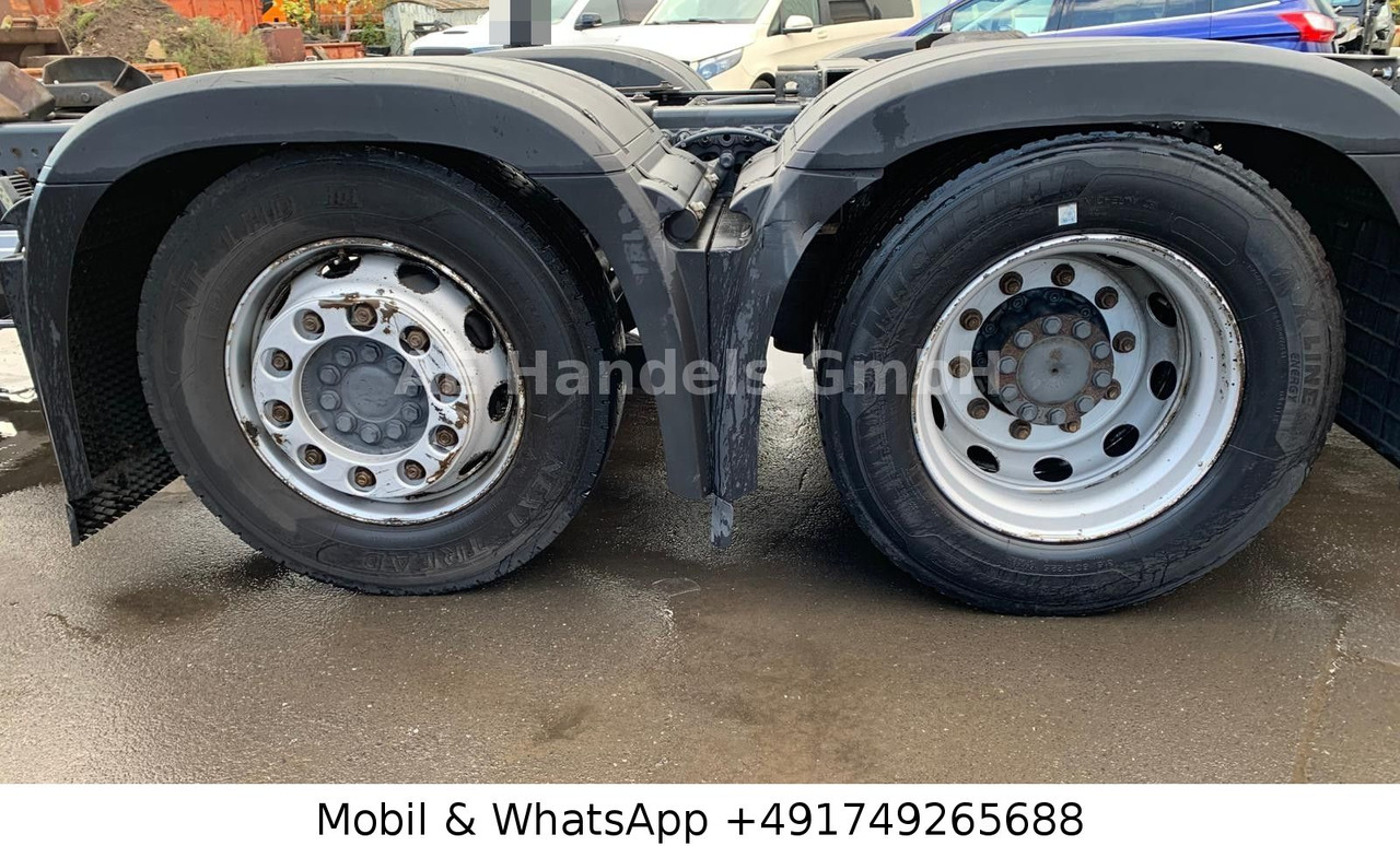 Camión portacontenedore/ Intercambiable Mercedes-Benz Actros V 2545 GigaSpace BDF LL*Retarder/LBW/L+L: foto 18 Camión portacontenedore/ Intercambiable Mercedes-Benz Actros V 2545 GigaSpace BDF LL*Retarder/LBW/L+L: foto 18