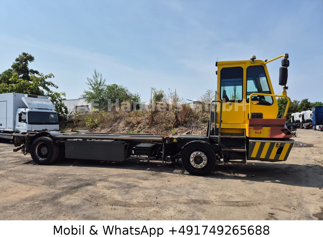 Terberg BC 182 4x2 Rangierfahrzeug *Klima - Camión portacontenedore/ Intercambiable: foto 2 Terberg BC 182 4x2 Rangierfahrzeug *Klima - Camión portacontenedore/ Intercambiable: foto 2