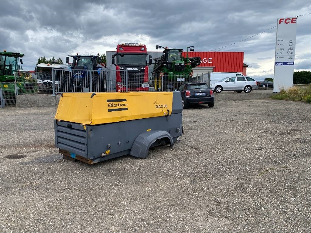 Atlas Copco QAX 60 - Carte Grise Françaises endommagé - Generador industriale: foto 1 Atlas Copco QAX 60 - Carte Grise Françaises endommagé - Generador industriale: foto 1