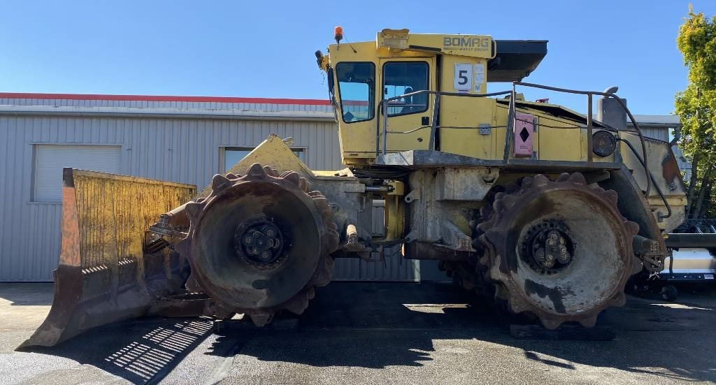 Bomag 1172 RB-2 1er Main / Origine Française - Vibroapisonador: foto 2 Bomag 1172 RB-2 1er Main / Origine Française - Vibroapisonador: foto 2
