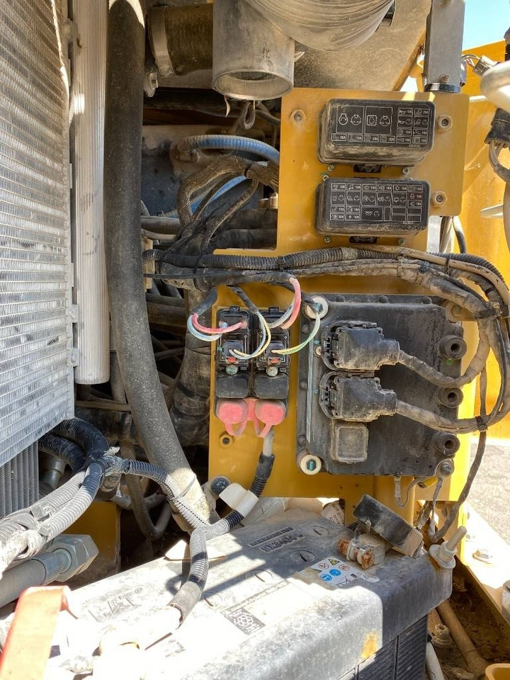 Miniexcavadora CAT CAT 308 CR avec Certificat CE Origine Française: foto 31