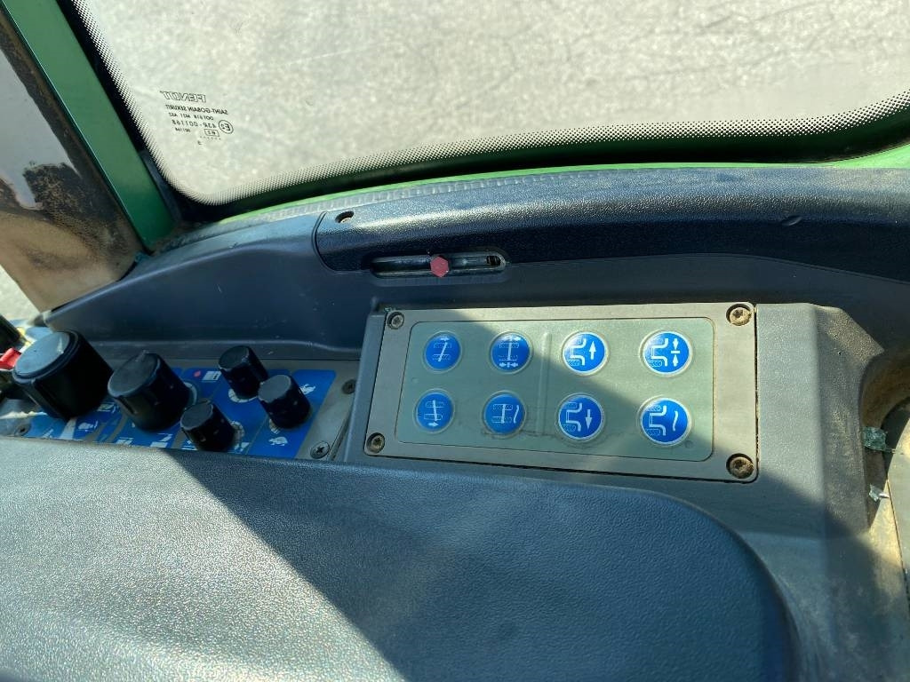Tractor Fendt 209F Vario TMS 1er Main endommagé: foto 18