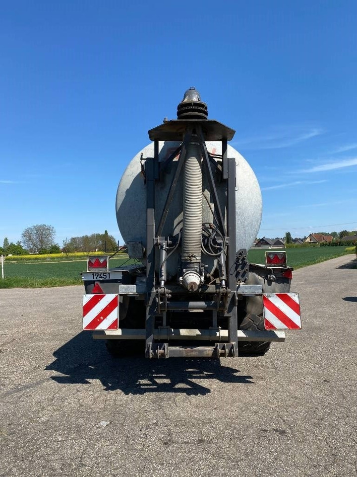 Fliegl WFG10100/Châssis Porteur-Citerne 24000Litres - Cuba de purín: foto 5 Fliegl WFG10100/Châssis Porteur-Citerne 24000Litres - Cuba de purín: foto 5