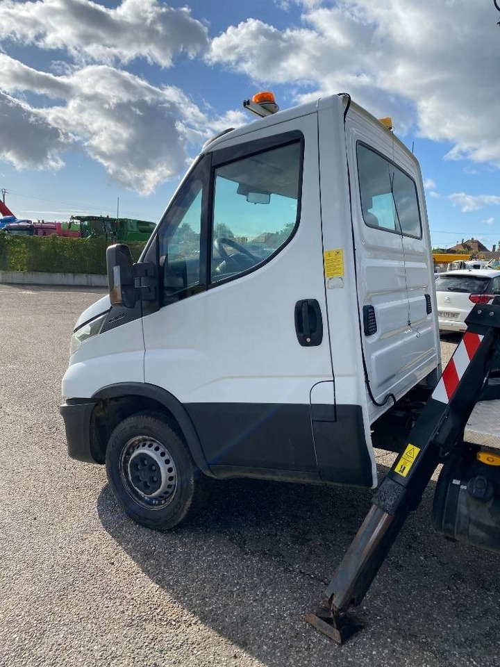 Camión con plataforma elevadora Iveco DAILY 35-140S / 2.3 Multijet 136-OIL&STEEL: foto 22