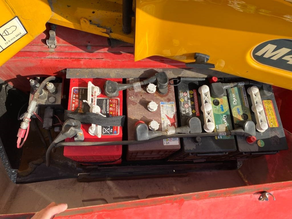 Plataforma articulada JLG M 450 AJ Hybr. Diesel elc. 15,7m a réparer: foto 16