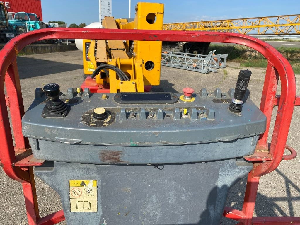 Plataforma articulada JLG M 450 AJ Hybr. Diesel elc. 15,7m a réparer: foto 15