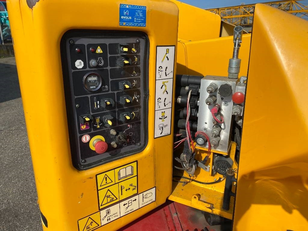 Plataforma articulada JLG M 450 AJ Hybr. Diesel elc. 15,7m a réparer: foto 19