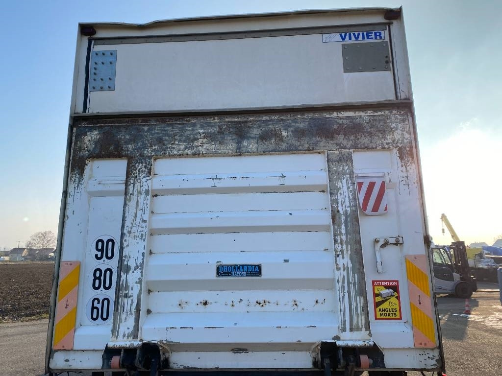 Camión caja cerrada MAN LE 220C a Réparer: foto 28