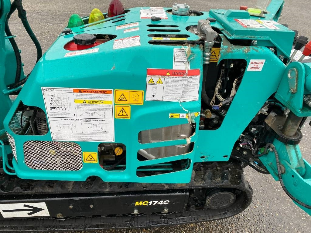 Minigrúa Maeda MC 174 CRM 1er Main Origine Française endommagée: foto 44 Minigrúa Maeda MC 174 CRM 1er Main Origine Française endommagée: foto 44