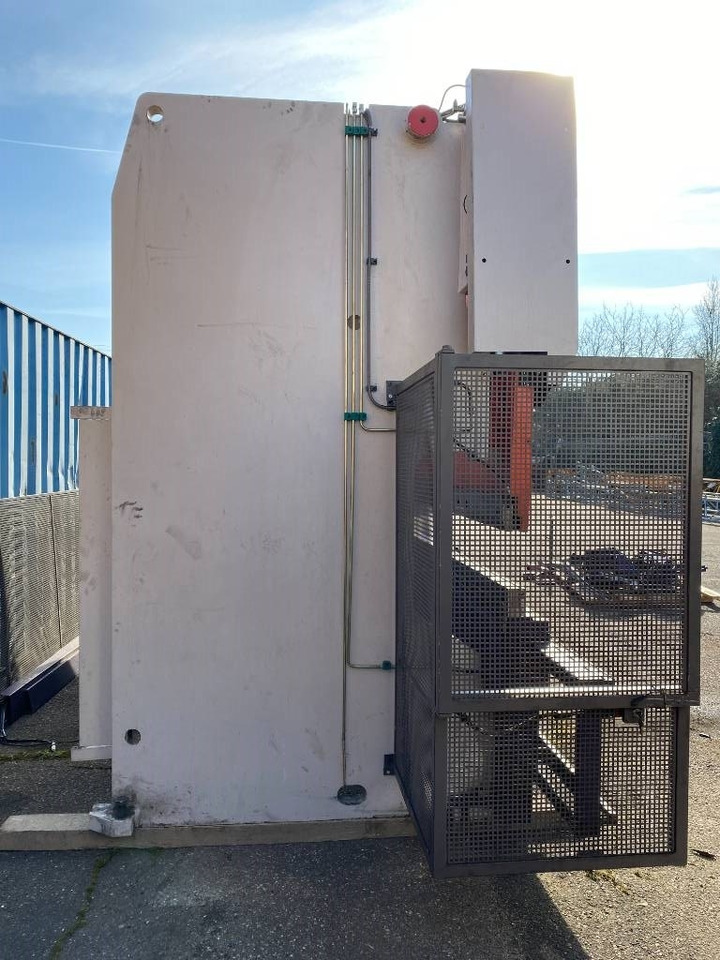 BEYELER Presse/Plieuse PR6 2000KNx4100MM endommagé - Maquinaria de construcción: foto 2 BEYELER Presse/Plieuse PR6 2000KNx4100MM endommagé - Maquinaria de construcción: foto 2