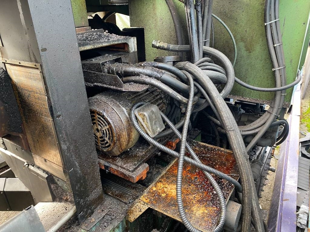 Torno de metal Mazak / Yamazaki FLEX-GL 200N-MLTPLX 630 1er Main: foto 18 Torno de metal Mazak / Yamazaki FLEX-GL 200N-MLTPLX 630 1er Main: foto 18