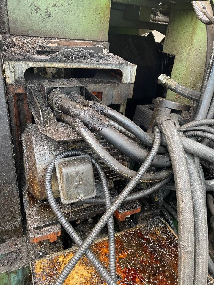 Torno de metal Mazak / Yamazaki FLEX-GL 200N-MLTPLX 630 1er Main: foto 19 Torno de metal Mazak / Yamazaki FLEX-GL 200N-MLTPLX 630 1er Main: foto 19