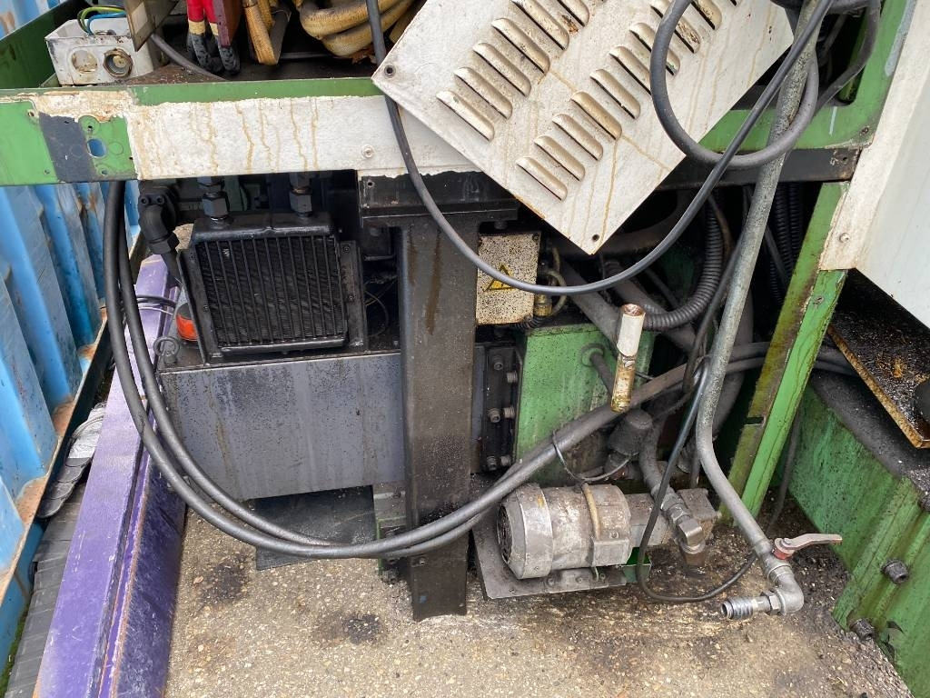 Torno de metal Mazak / Yamazaki FLEX-GL 200N-MLTPLX 630 1er Main: foto 15 Torno de metal Mazak / Yamazaki FLEX-GL 200N-MLTPLX 630 1er Main: foto 15