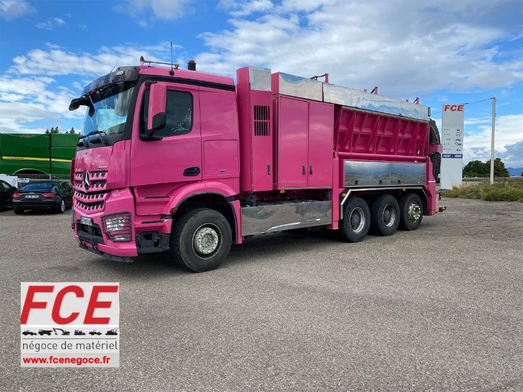 Mercedes-Benz ACTROS 3251/RSP ESE6-RD8000 endommagée  - Limpieza de alcantarillado: foto 1 Mercedes-Benz ACTROS 3251/RSP ESE6-RD8000 endommagée  - Limpieza de alcantarillado: foto 1
