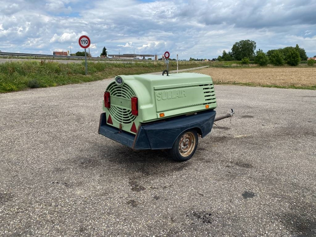 Sullair 38K-0002 Avec accessoires NON ACCIDENTE* - Compresor de aire: foto 4 Sullair 38K-0002 Avec accessoires NON ACCIDENTE* - Compresor de aire: foto 4