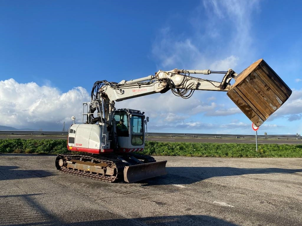 Takeuchi TB 2150-R Certificat CE endommagée - Excavadora de cadenas: foto 3 Takeuchi TB 2150-R Certificat CE endommagée - Excavadora de cadenas: foto 3