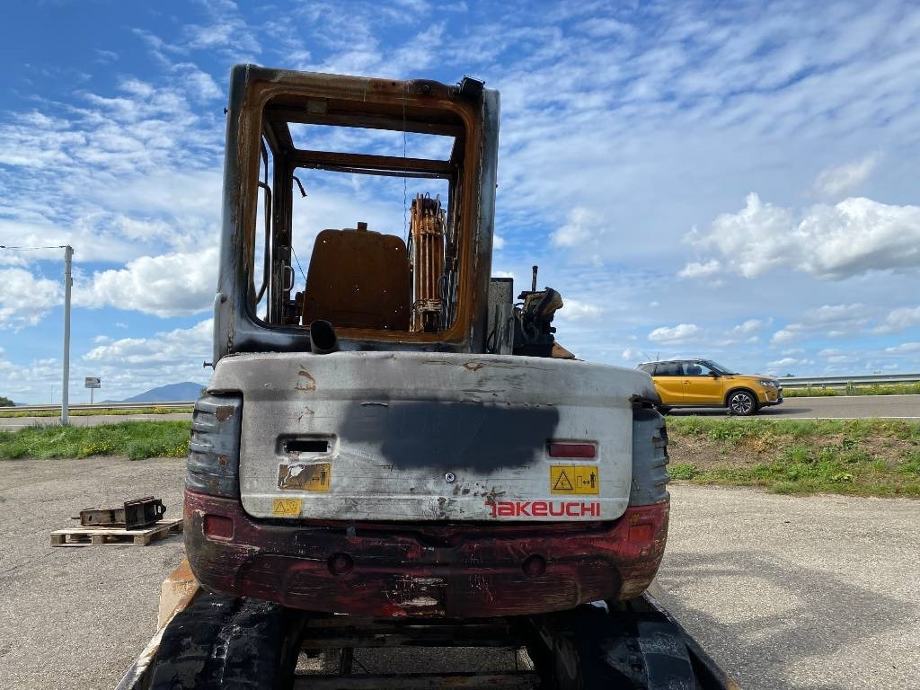 Takeuchi TB 250 + Brise roche et Godets endommagée - Miniexcavadora: foto 2 Takeuchi TB 250 + Brise roche et Godets endommagée - Miniexcavadora: foto 2