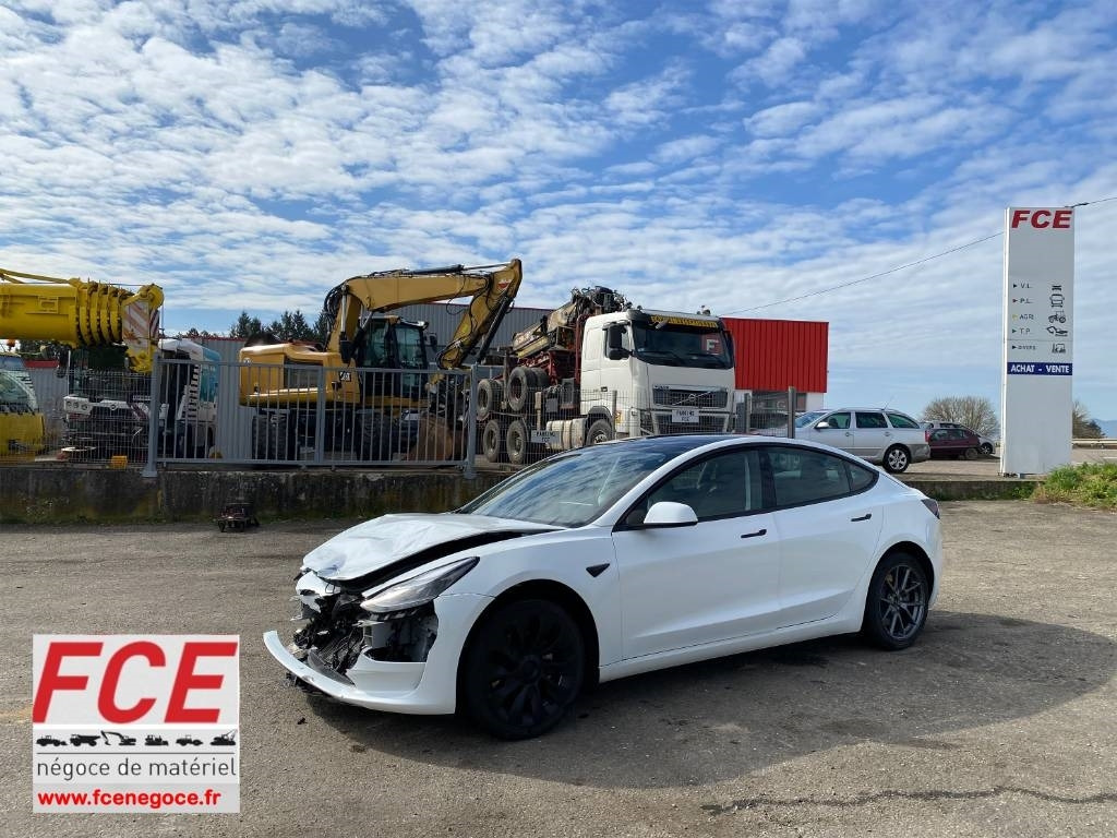 Tesla MODEL 3 - 5YJ3 Rwd Origine Française - Sedan: foto 1 Tesla MODEL 3 - 5YJ3 Rwd Origine Française - Sedan: foto 1
