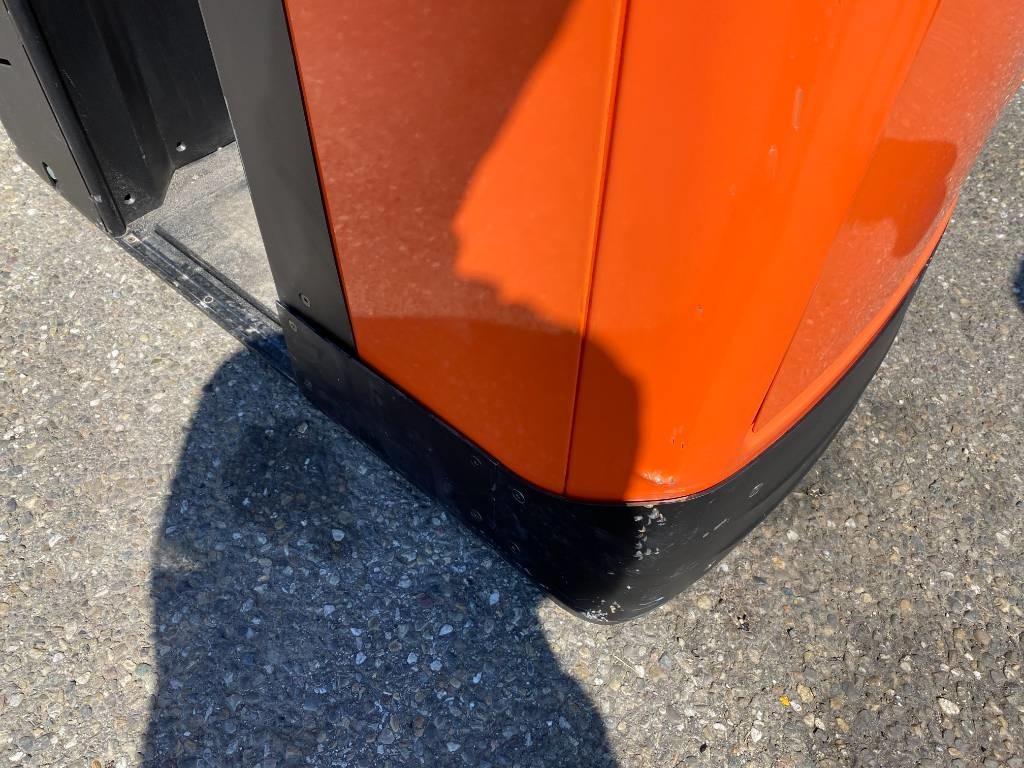 Remolcadora Toyota BT/MOVIT TSE 150-708 1er MAIN endommagé: foto 12 Remolcadora Toyota BT/MOVIT TSE 150-708 1er MAIN endommagé: foto 12