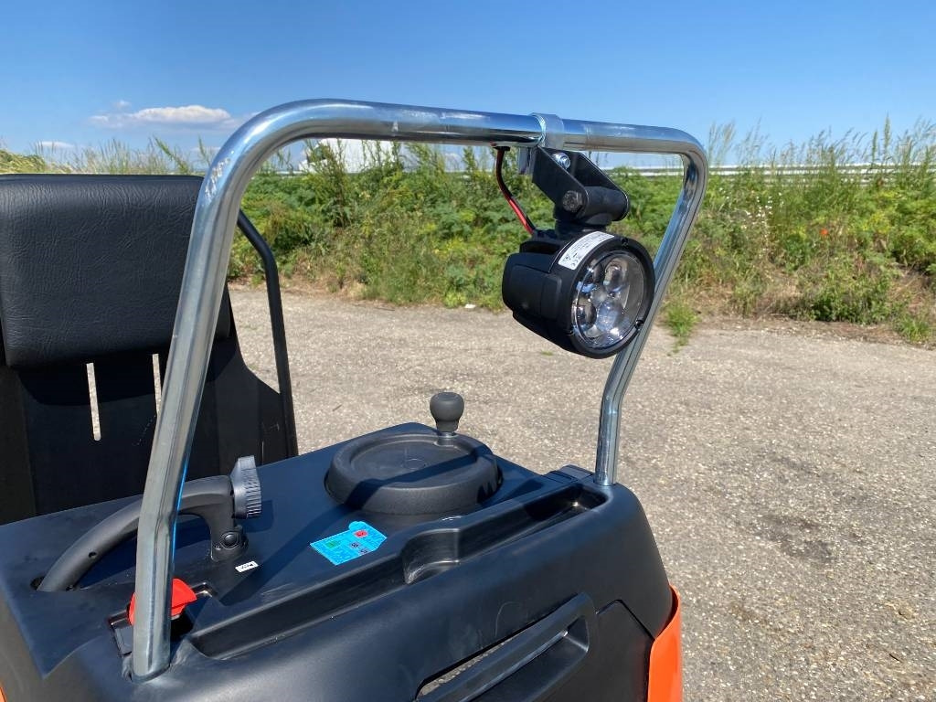 Remolcadora Toyota BT/MOVIT TSE 150-708 1er MAIN endommagé: foto 11 Remolcadora Toyota BT/MOVIT TSE 150-708 1er MAIN endommagé: foto 11