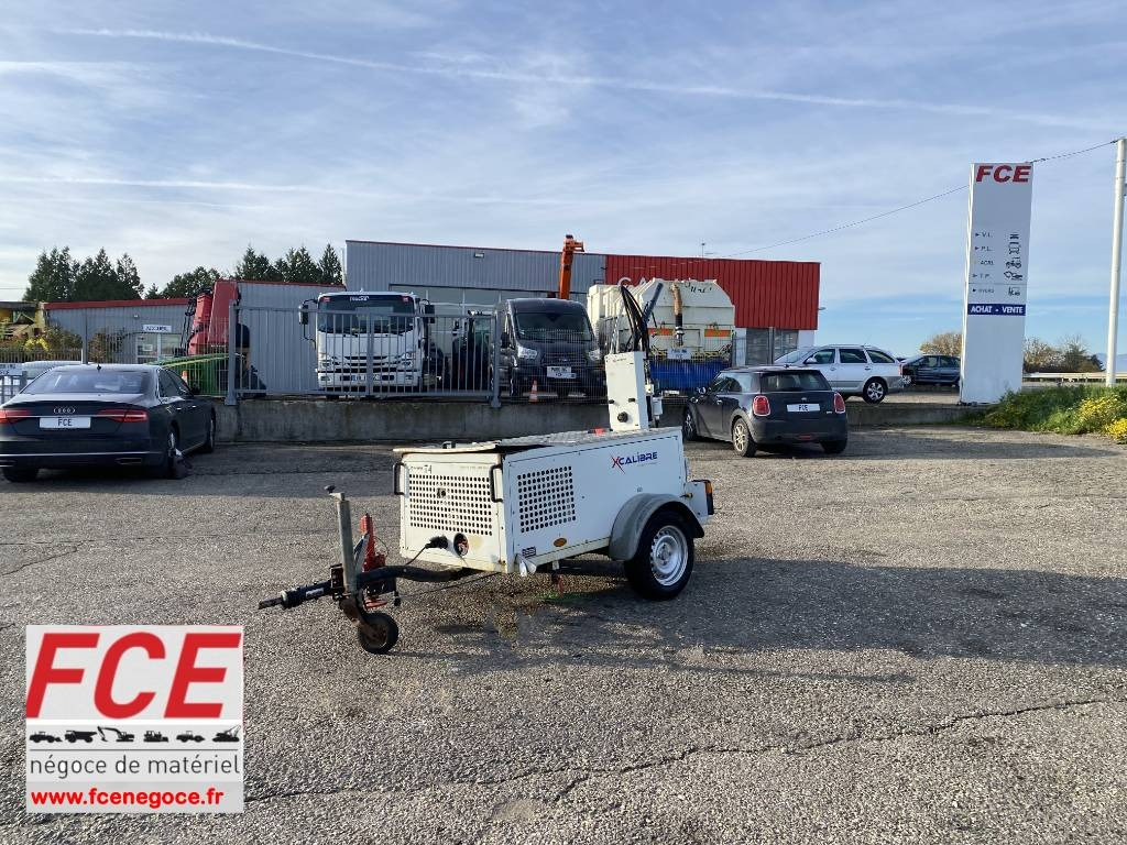 X CALIBRE T4P 1er Main endommagée - Perforadora: foto 1 X CALIBRE T4P 1er Main endommagée - Perforadora: foto 1