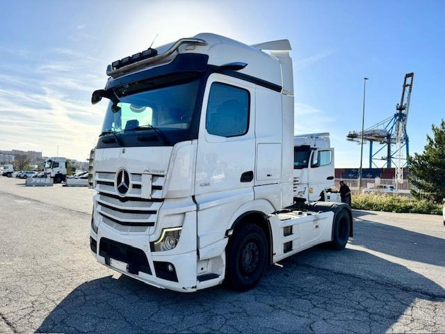 Mercedes ACTROS 1851 RETARDER - Cabeza tractora: foto 1 Mercedes ACTROS 1851 RETARDER - Cabeza tractora: foto 1