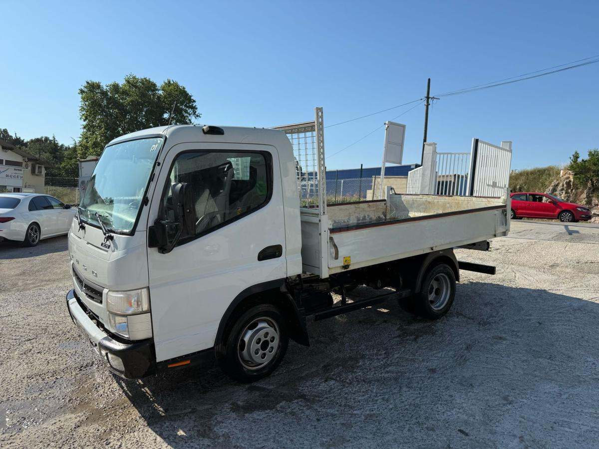 Mitsubishi Fuso Canter 3C15 - Furgoneta basculante: foto 4 Mitsubishi Fuso Canter 3C15 - Furgoneta basculante: foto 4