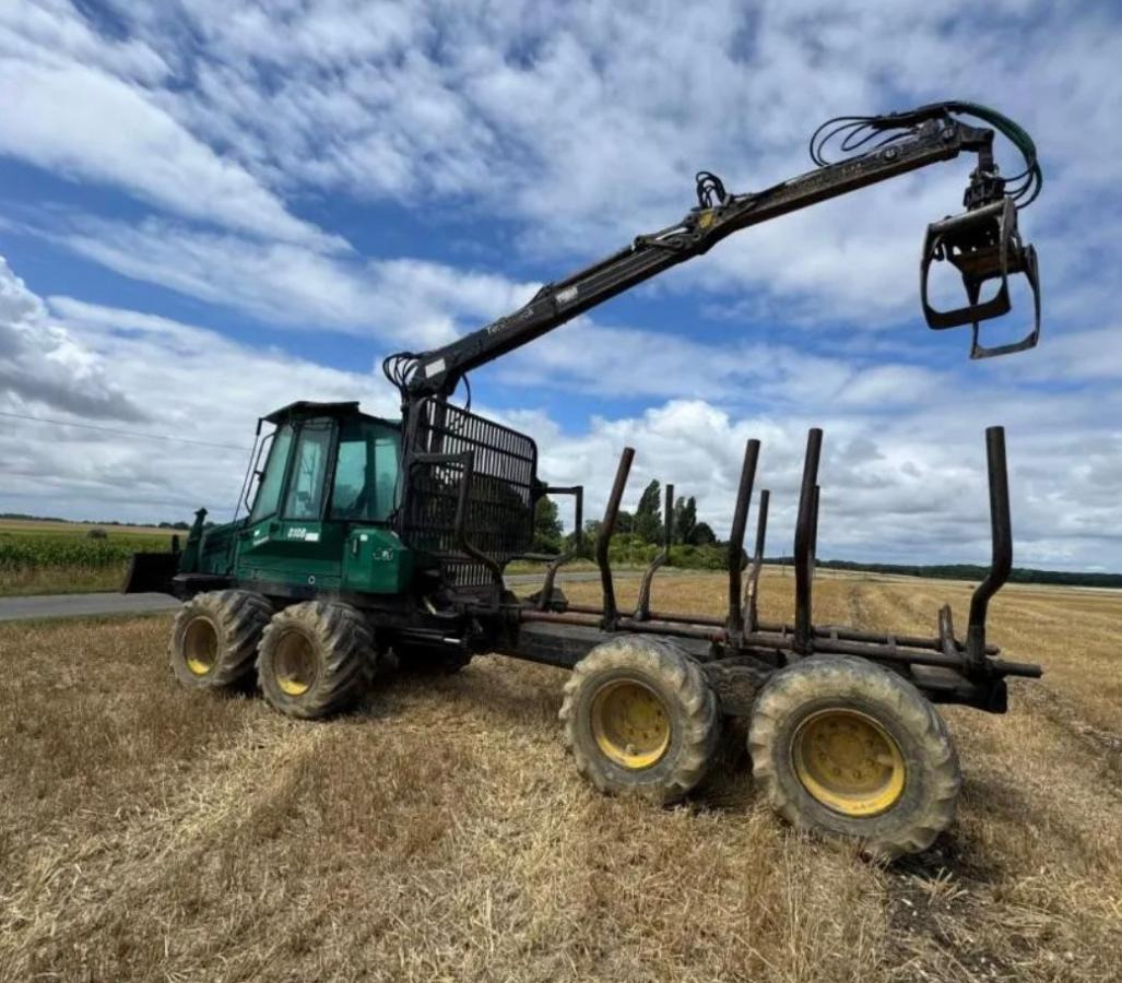 TIMBERJACK TIMBERJACK 810 B - Autocargador: foto 1 TIMBERJACK TIMBERJACK 810 B - Autocargador: foto 1