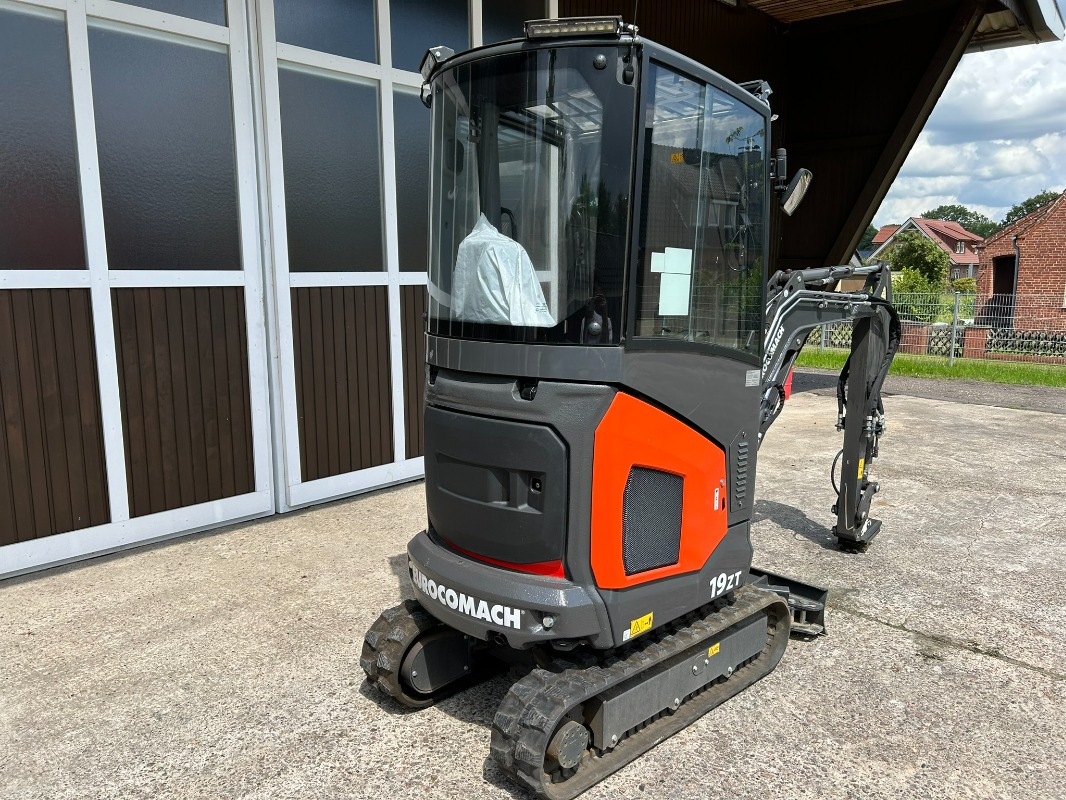 Eurocomach 19ZT - Miniexcavadora: foto 2 Eurocomach 19ZT - Miniexcavadora: foto 2