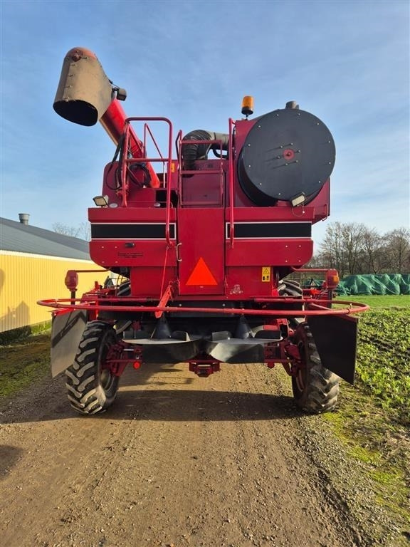 Cosechadora de granos Case IH AXIAL-FLOW 2388: foto 6