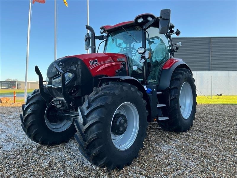 Case IH Maxxum 145 - Tractor: foto 1 Case IH Maxxum 145 - Tractor: foto 1