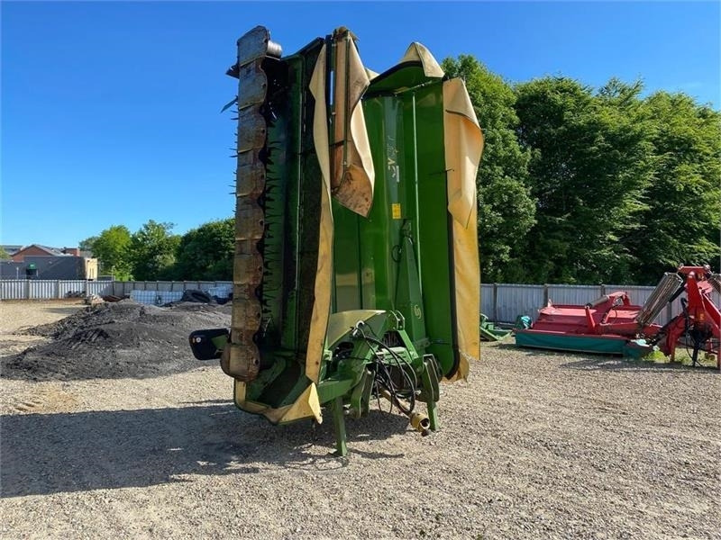 Krone EasyCut B 1000 CV - Cosechadora: foto 2 Krone EasyCut B 1000 CV - Cosechadora: foto 2