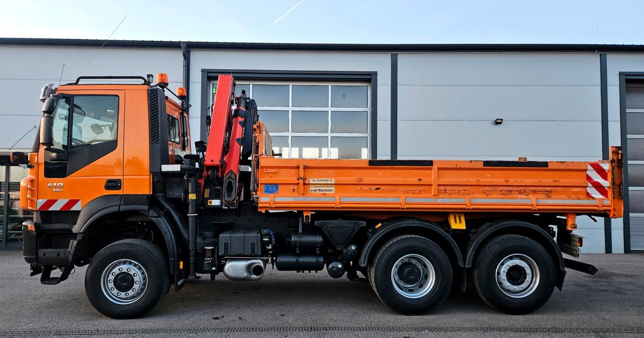 Iveco Trakker 410 6x4-4 EEV Palfinger PK12502 Funk - Camión volquete, Camión grúa: foto 5 Iveco Trakker 410 6x4-4 EEV Palfinger PK12502 Funk - Camión volquete, Camión grúa: foto 5