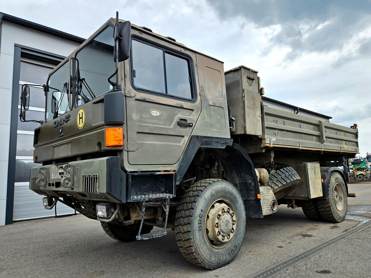 MAN 19.403 FALX 4x4 Meiller Kipper Intarder X65 HX60 - Camión volquete: foto 1 MAN 19.403 FALX 4x4 Meiller Kipper Intarder X65 HX60 - Camión volquete: foto 1