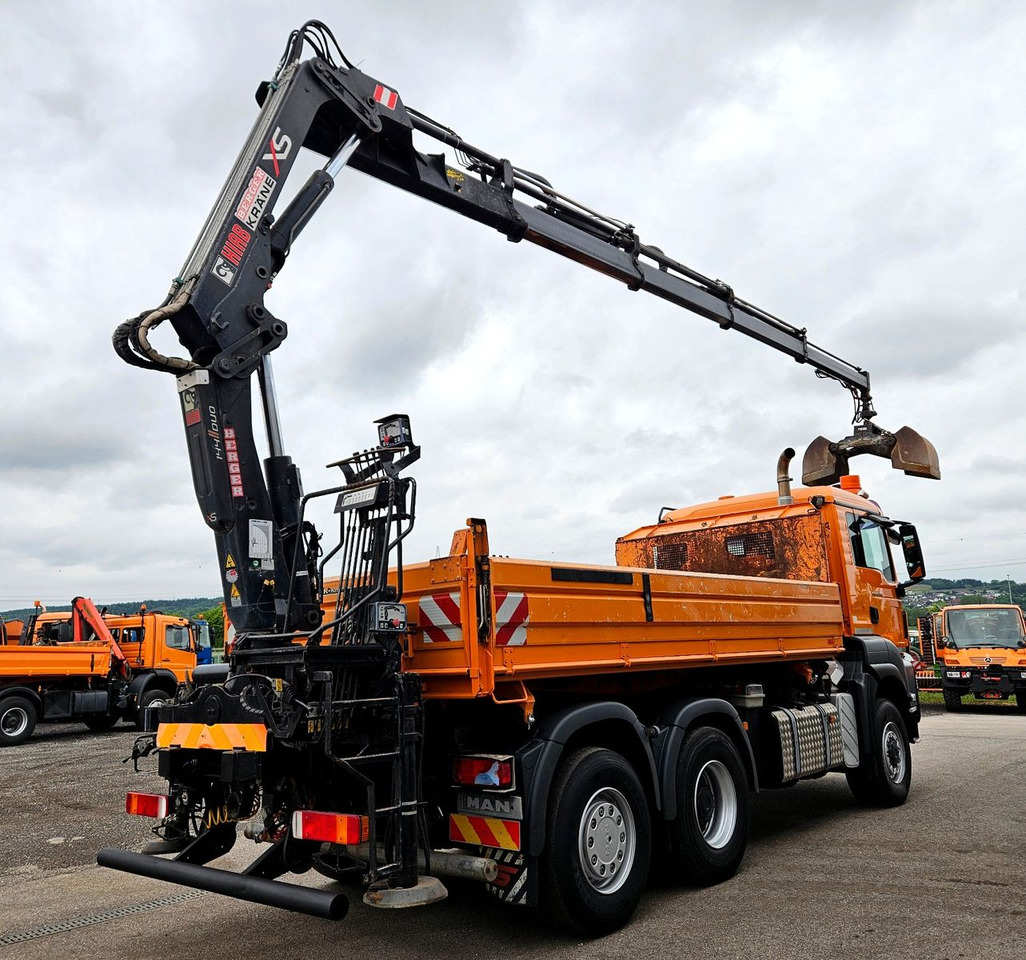 Camión volquete, Camión grúa MAN TGS 28.360 6x4-4 HIAB 144E-4 Kran Euro5: foto 10