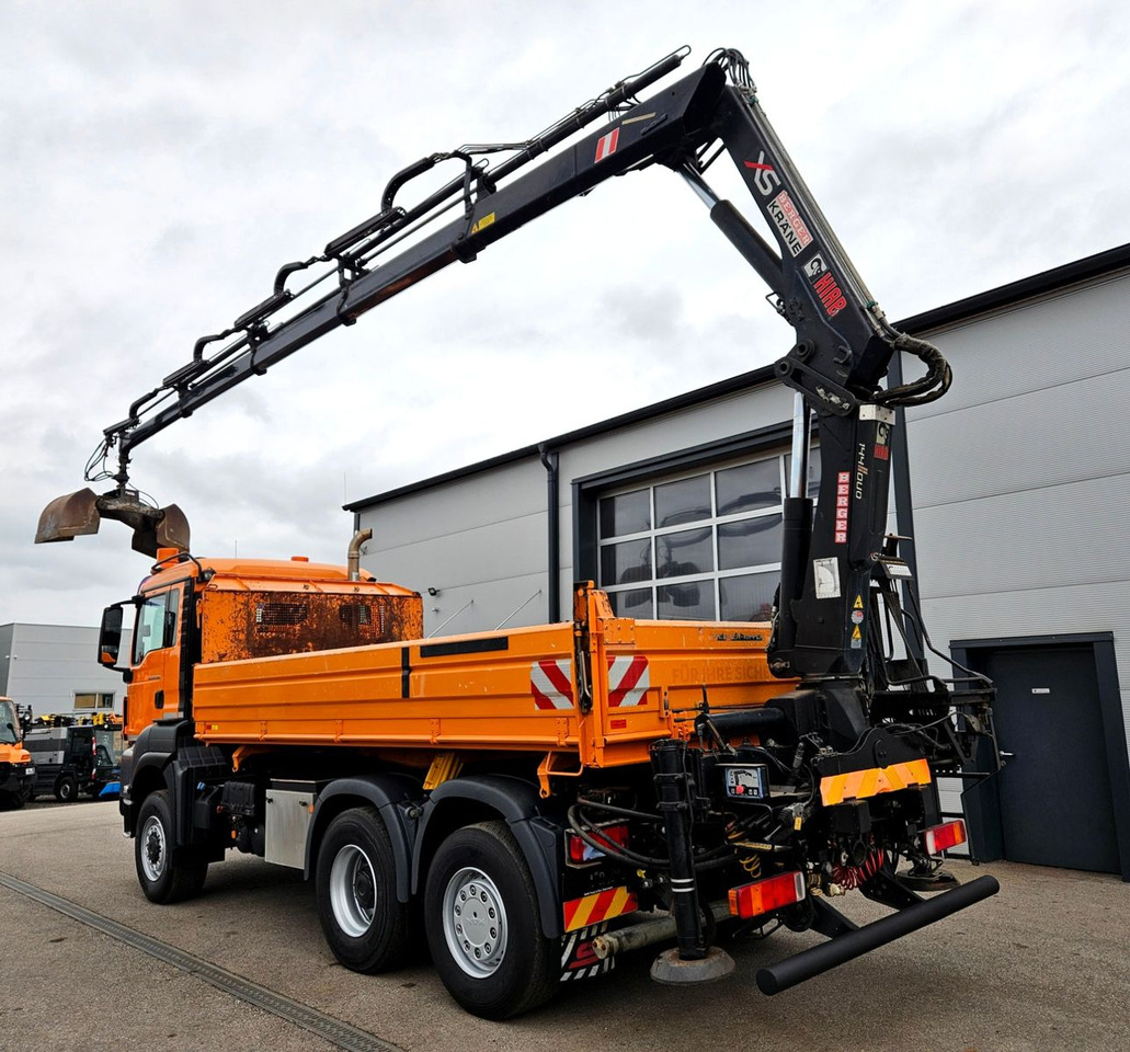 Camión volquete, Camión grúa MAN TGS 28.360 6x4-4 HIAB 144E-4 Kran Euro5: foto 9