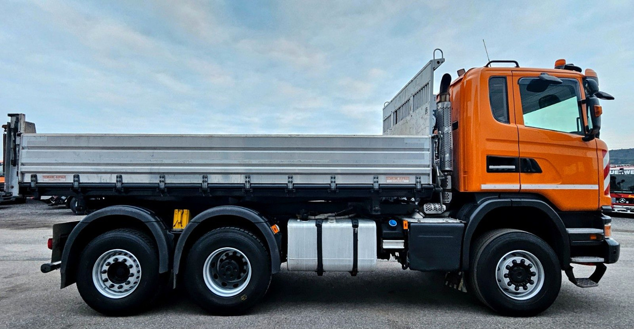 Scania G 410 6x4-4 Euro6  Winterdienst - Camión volquete: foto 2 Scania G 410 6x4-4 Euro6  Winterdienst - Camión volquete: foto 2