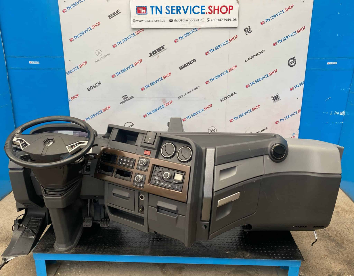 Cruscotto Renault T520 - Cabina e interior: foto 3 Cruscotto Renault T520 - Cabina e interior: foto 3