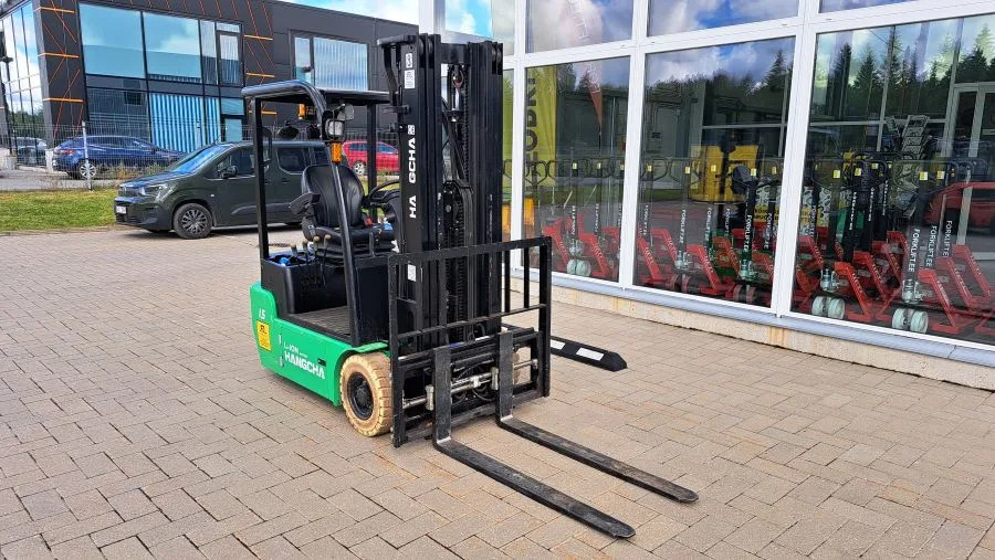 HC X CPDS15-XD2-SI - Carretilla elevadora eléctrica: foto 3 HC X CPDS15-XD2-SI - Carretilla elevadora eléctrica: foto 3