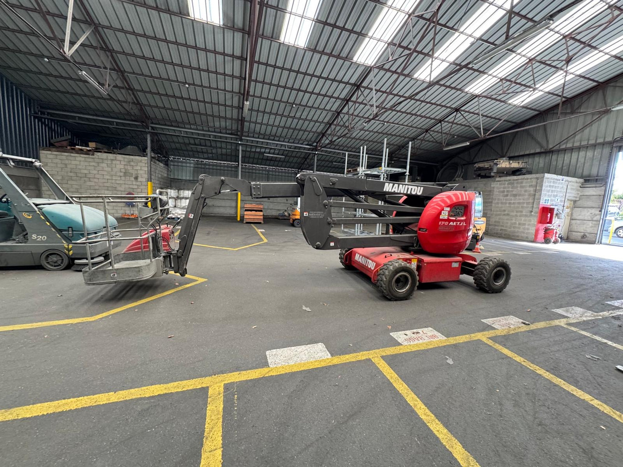 MANITOU AETJ 170 - Plataforma articulada: foto 4 MANITOU AETJ 170 - Plataforma articulada: foto 4