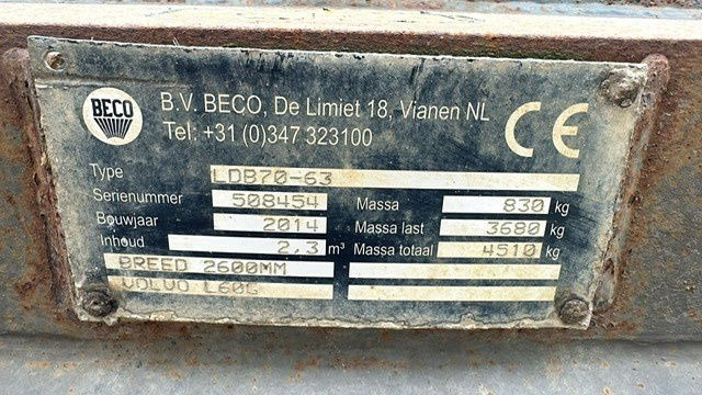 Volvo Graaf bak L60 L70 L90 L110 - Cazo cargador: foto 3 Volvo Graaf bak L60 L70 L90 L110 - Cazo cargador: foto 3