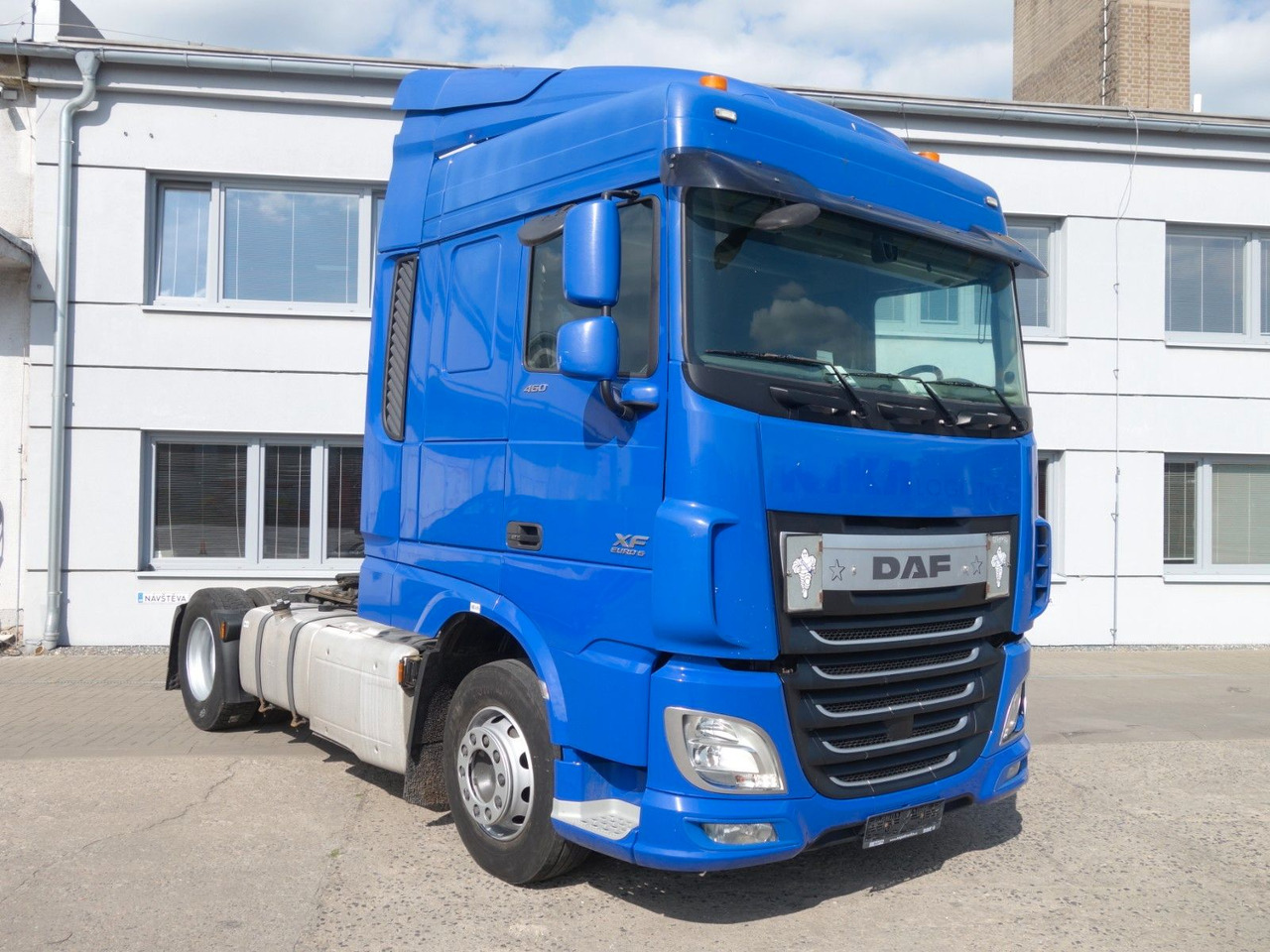 DAF XF 460 SC Standard, Standklima, 5 Stk. - Cabeza tractora: foto 3 DAF XF 460 SC Standard, Standklima, 5 Stk. - Cabeza tractora: foto 3