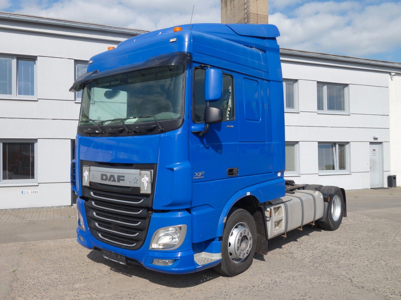 DAF XF 460 SC Standard, Standklima, 5 Stk. - Cabeza tractora: foto 2 DAF XF 460 SC Standard, Standklima, 5 Stk. - Cabeza tractora: foto 2