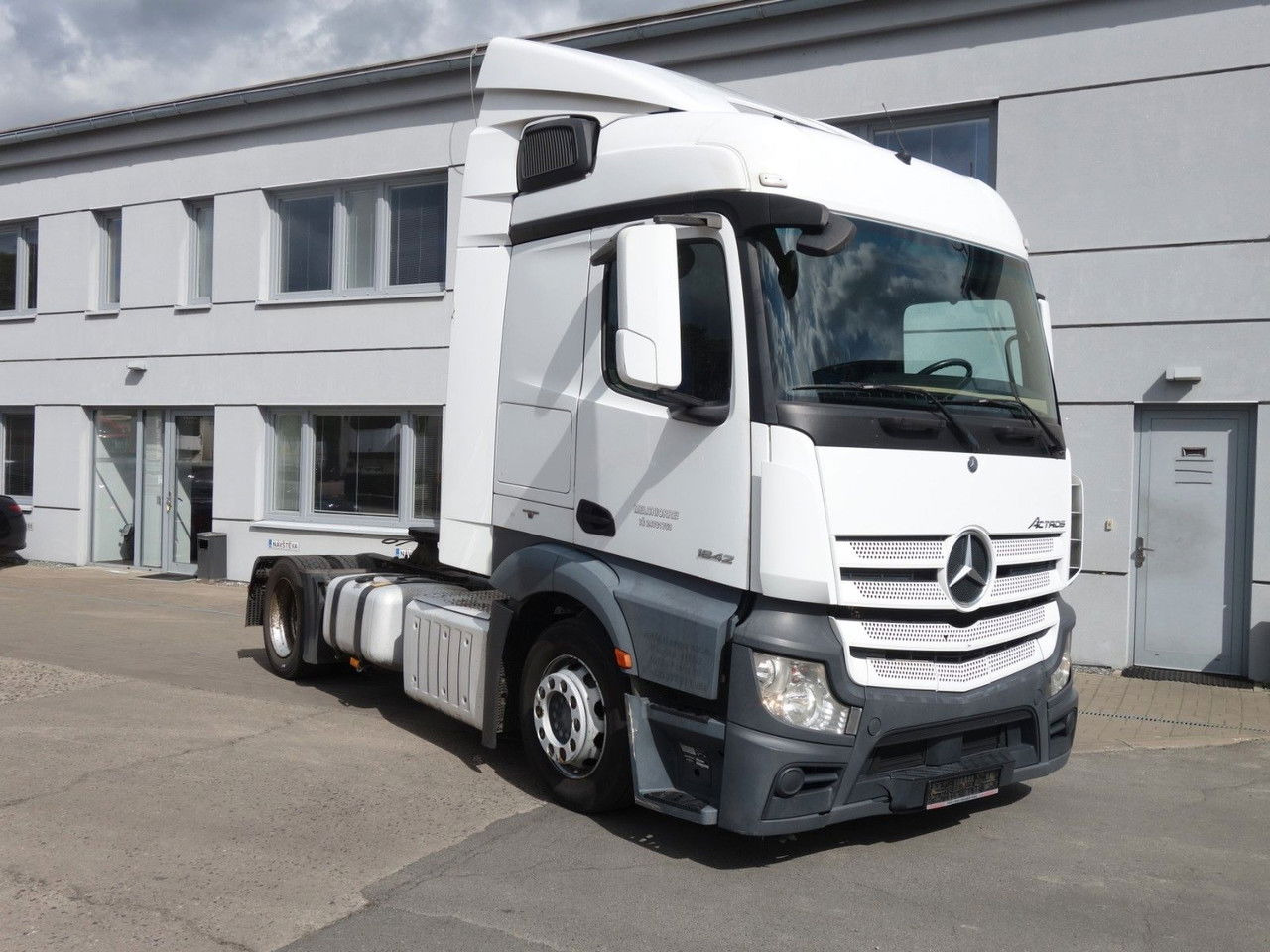 Mercedes-Benz Actros 1842 Lsnrl - Cabeza tractora: foto 3 Mercedes-Benz Actros 1842 Lsnrl - Cabeza tractora: foto 3